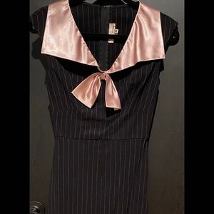 60’s style dressing black and pink